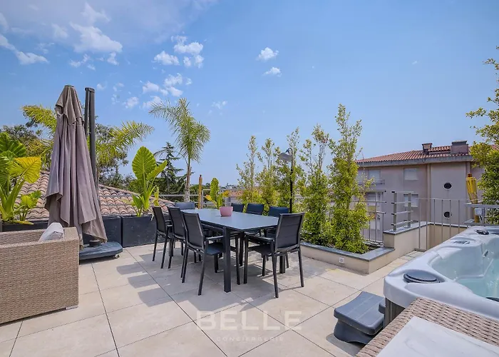 Jacuzzi Apartman Antibes